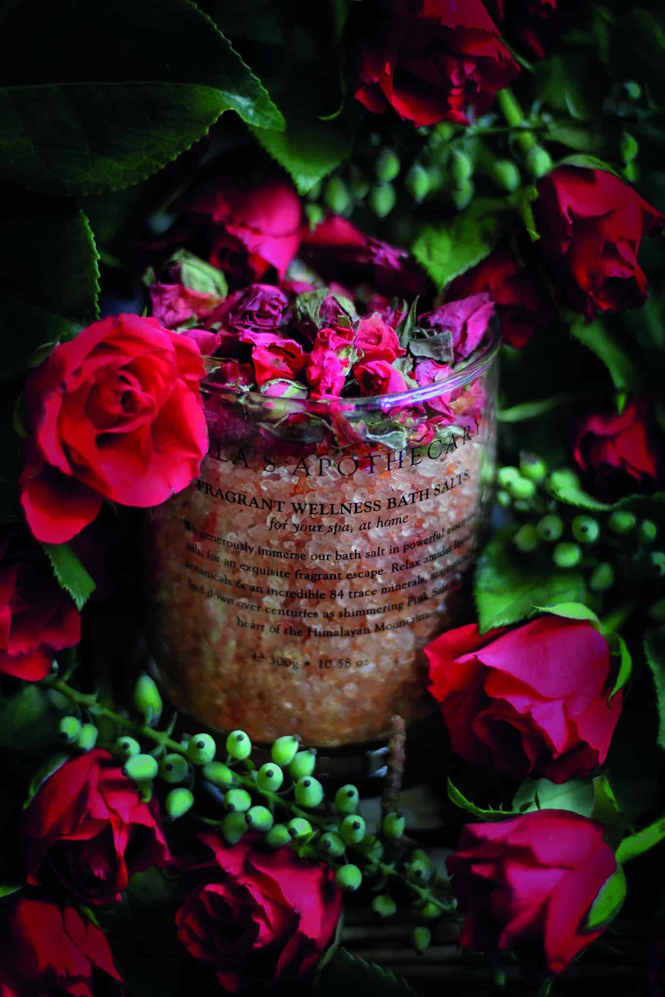 A jar with joyfully fragrant roses.