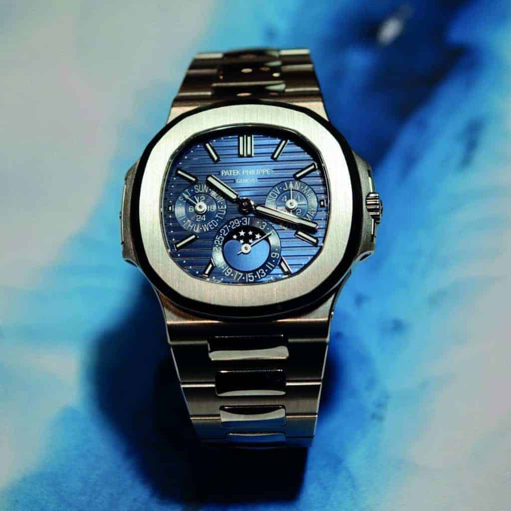 Patek Philippe Nautilus hour.